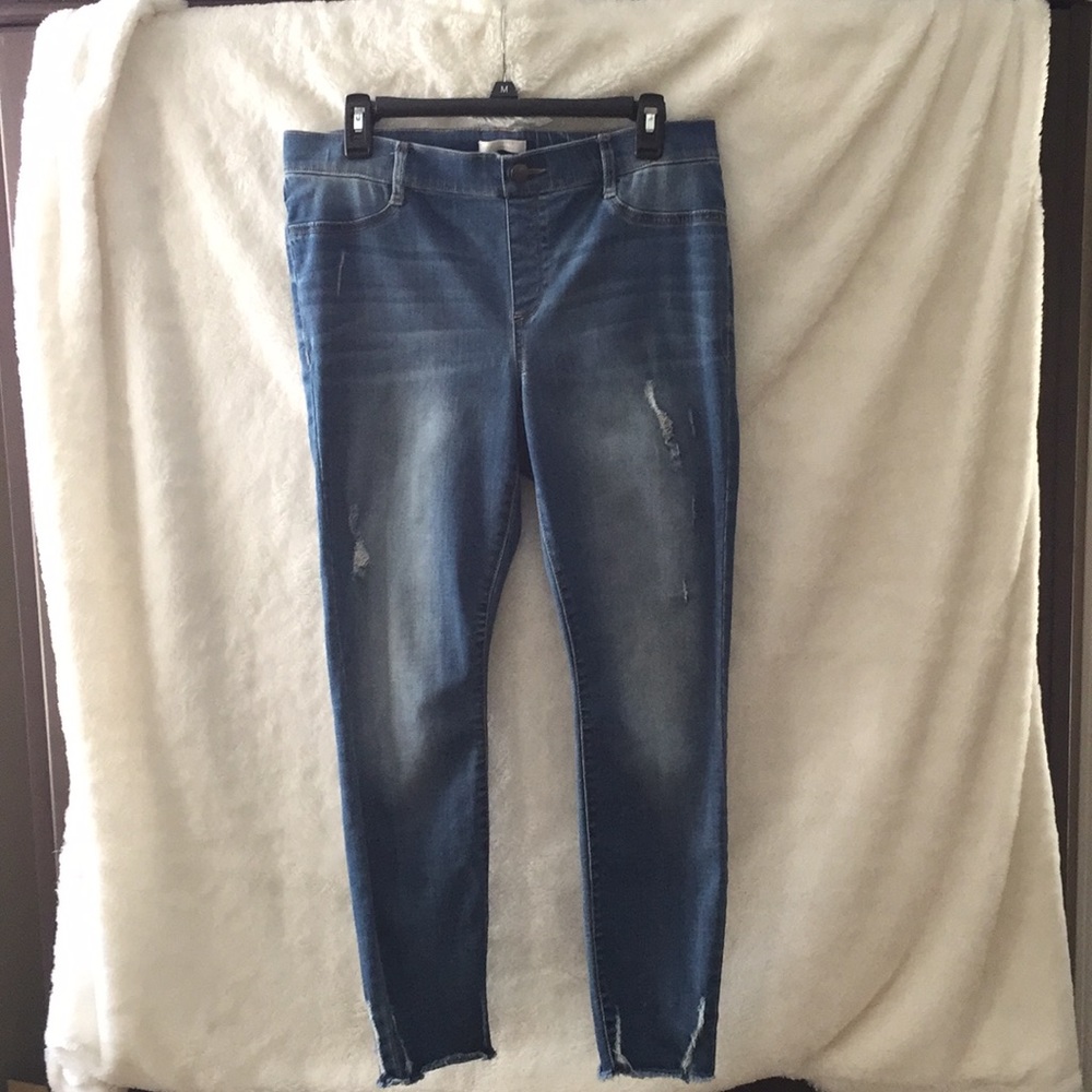 Lauren Conrad ankle cut jeans